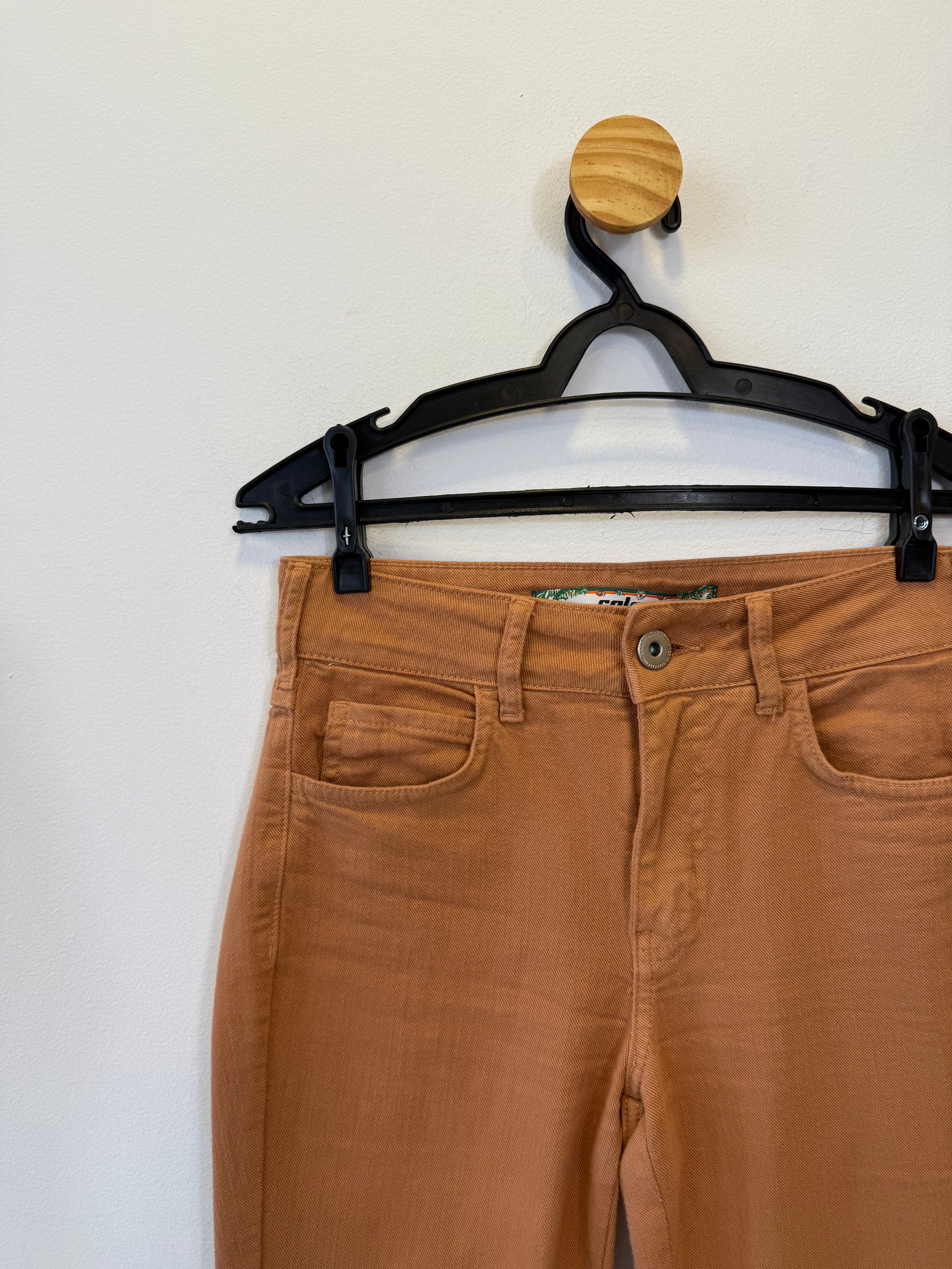 Calça Reta Camel