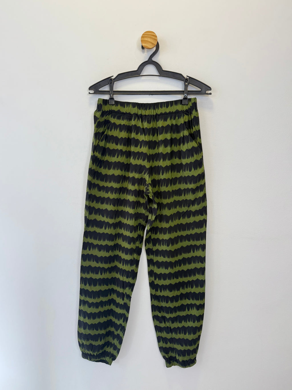 Calça Jogger Listrada Verde