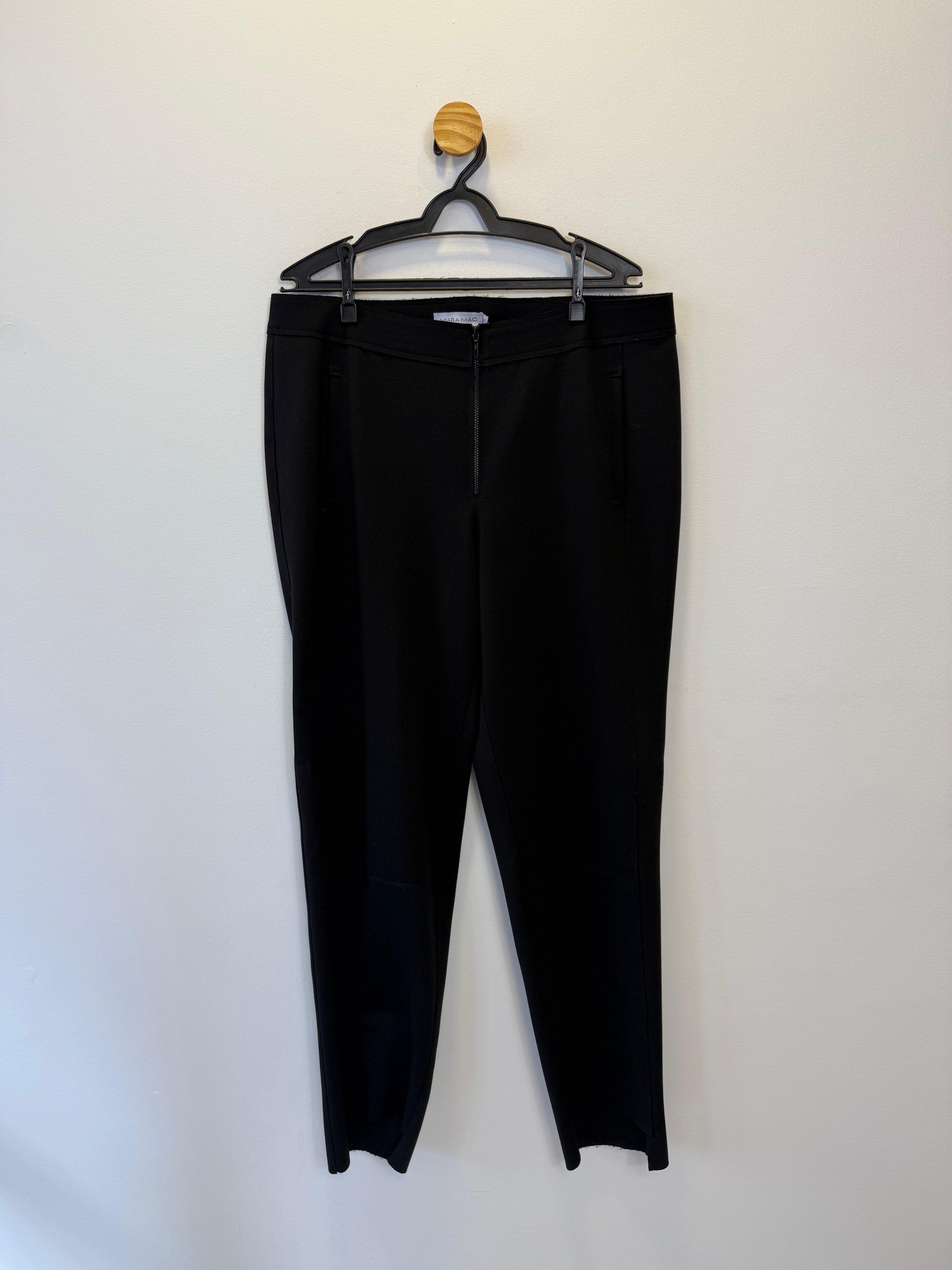 Calça Skinny Preta