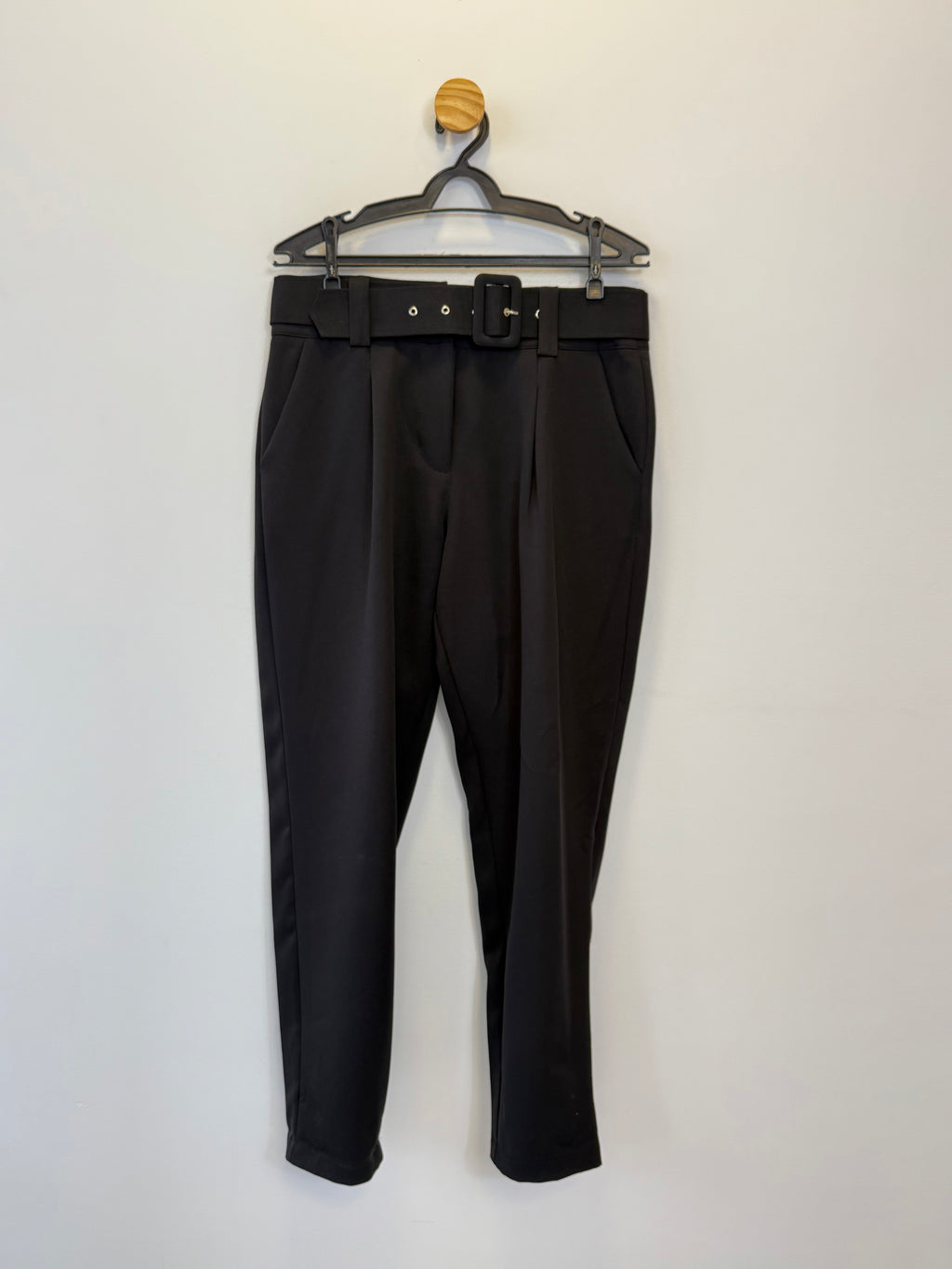 Calça Preta Alfaiataria com Cinto