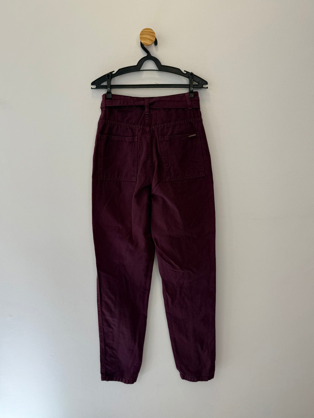 Calça Denim Bordô