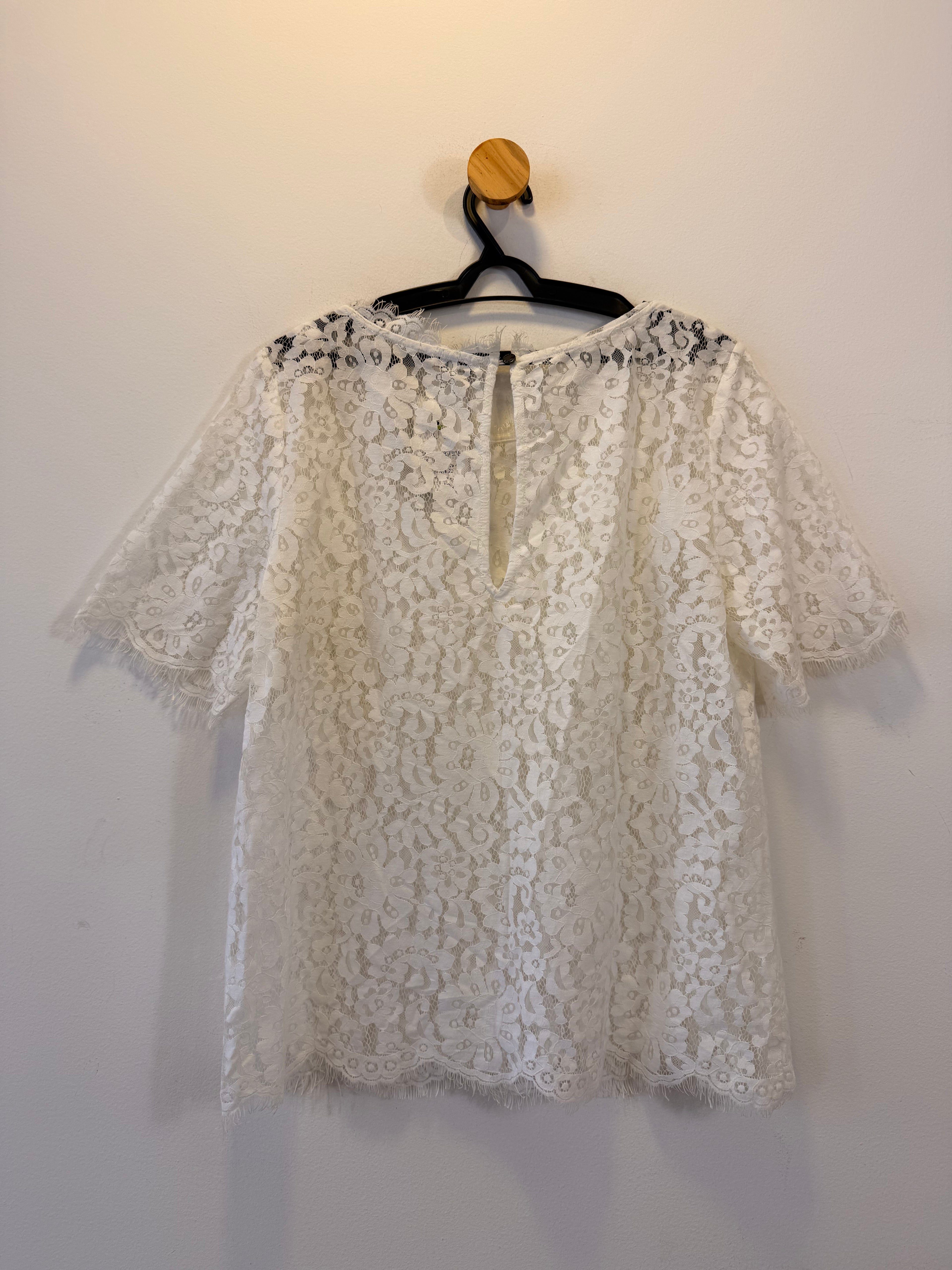 Blusa Branca Renda