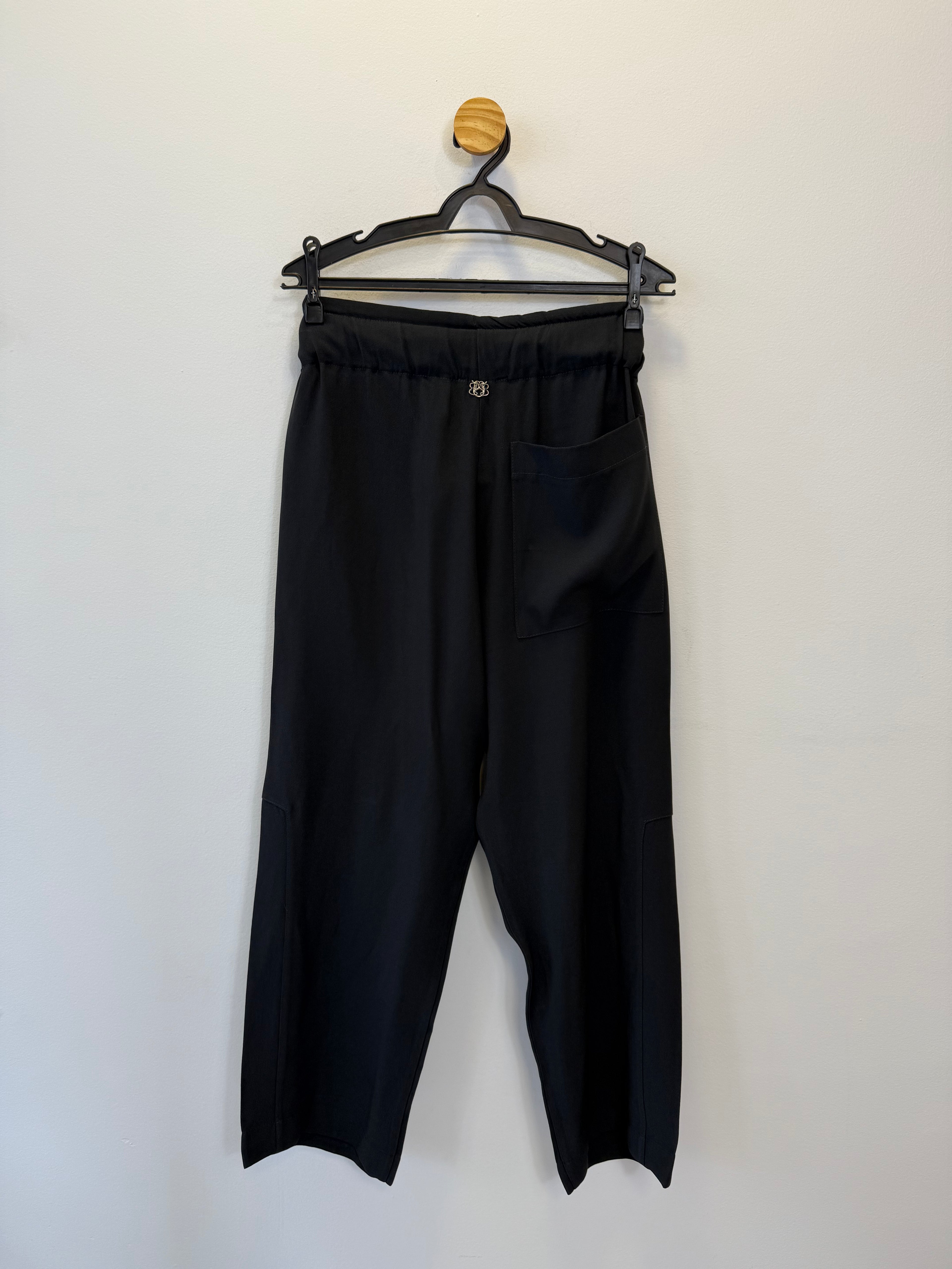 Calça Preta Amarração na Cintura