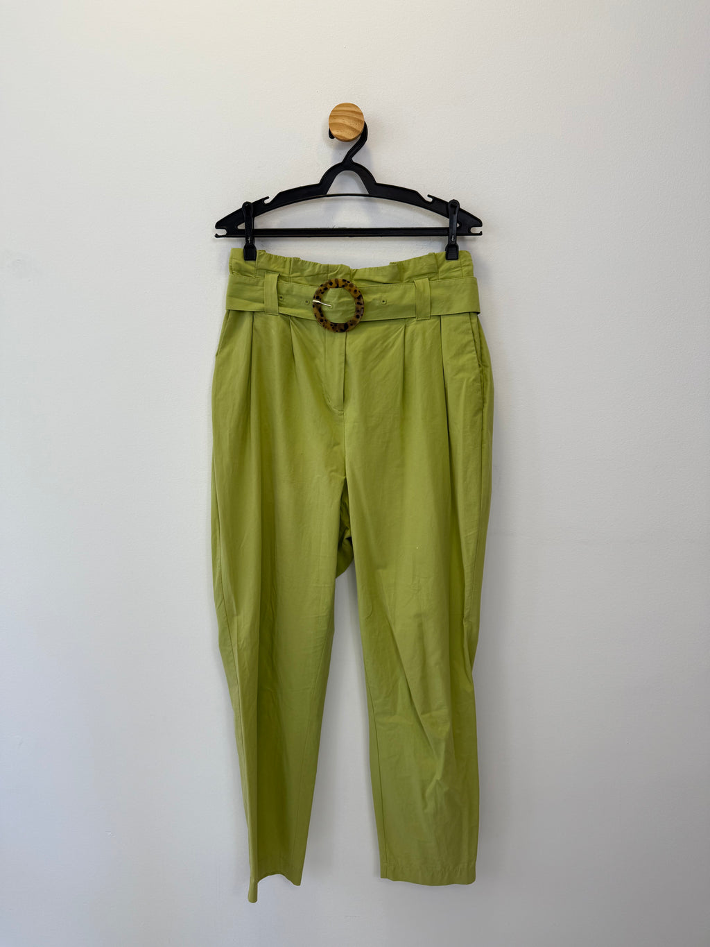 Calça Verde com Cinto