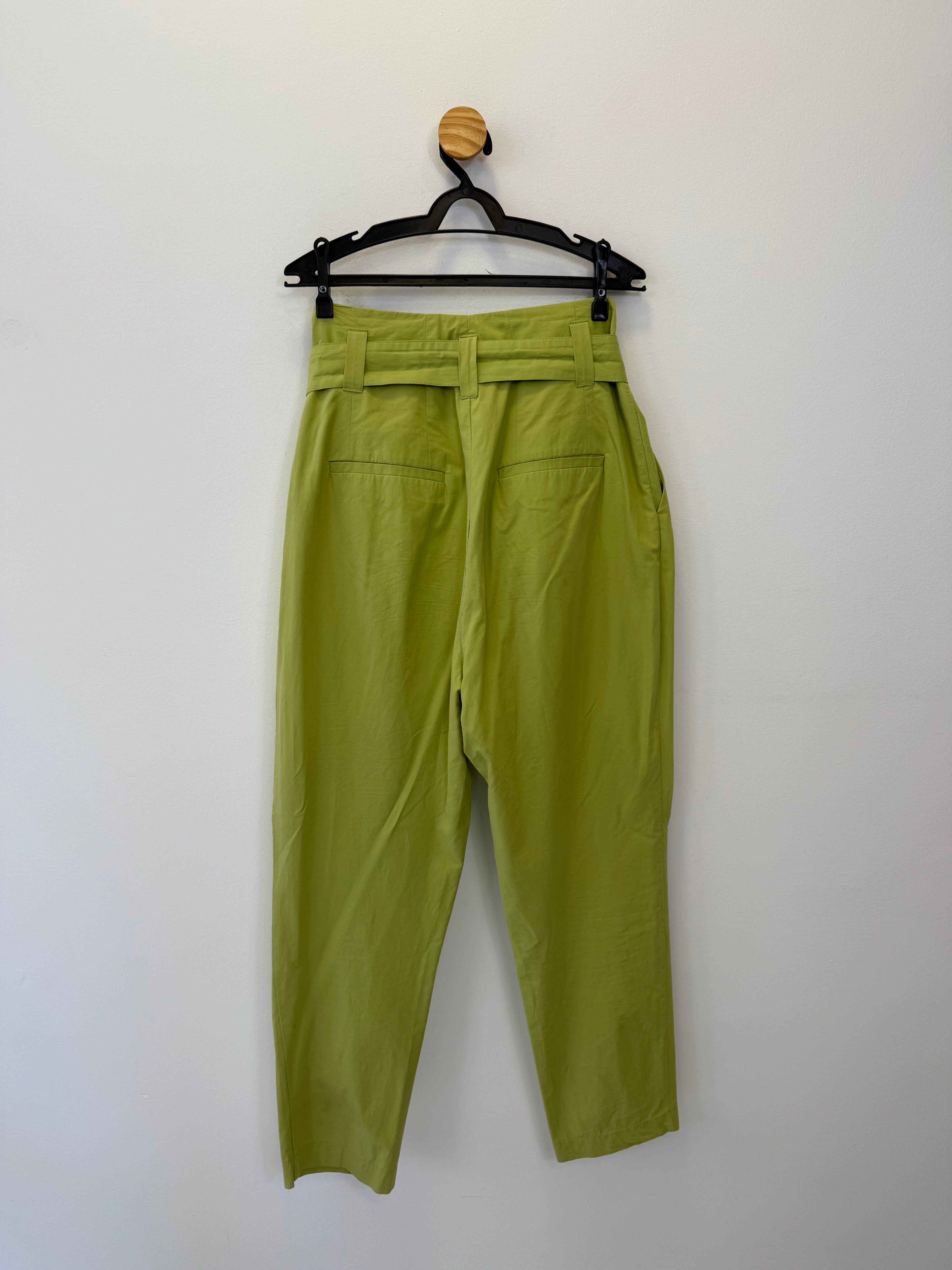 Calça Verde com Cinto