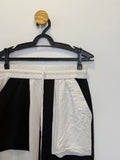Calça Preta e Branco