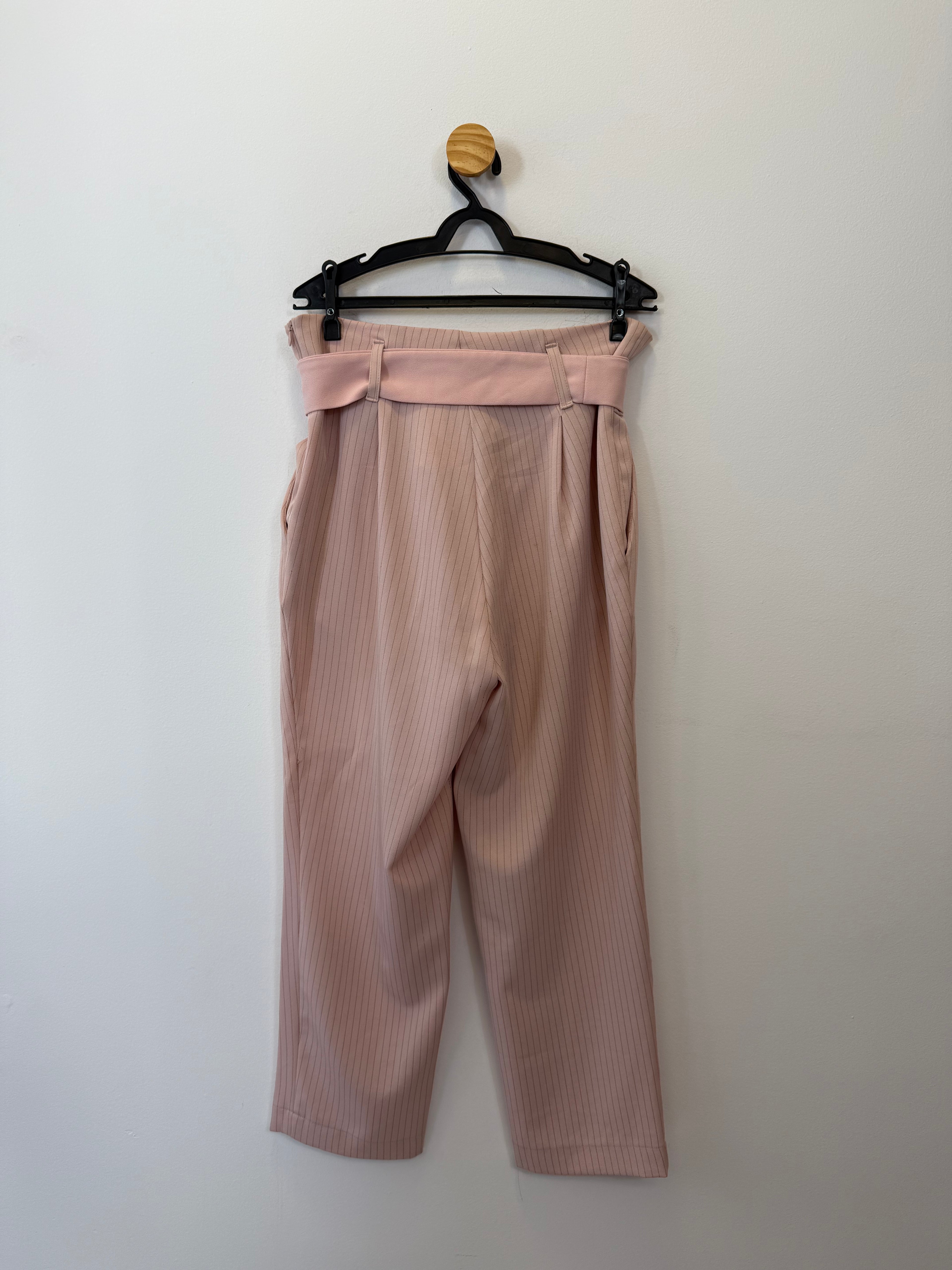Calça Risca de Giz Nude
