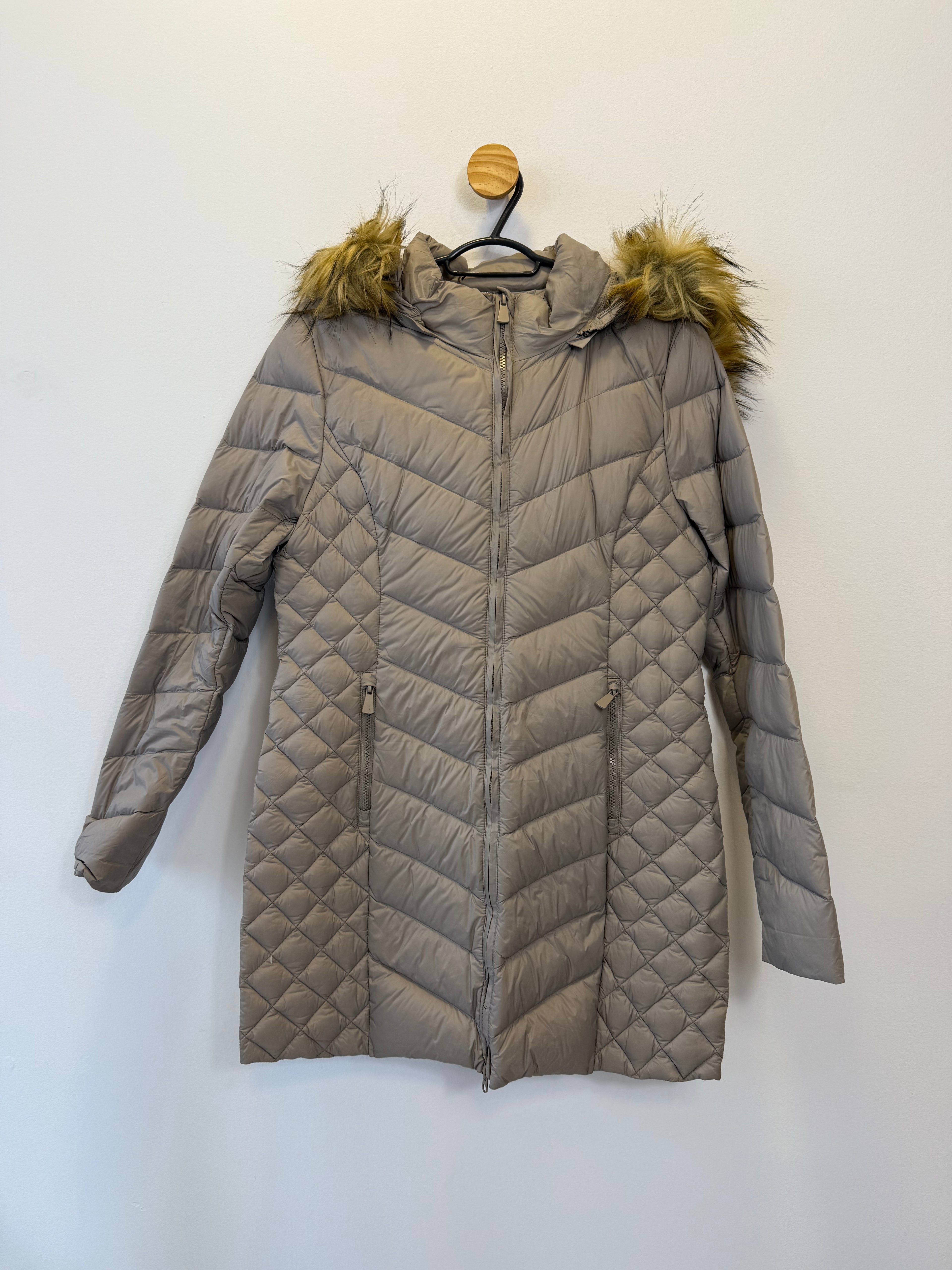 Casaco Puffer Bege