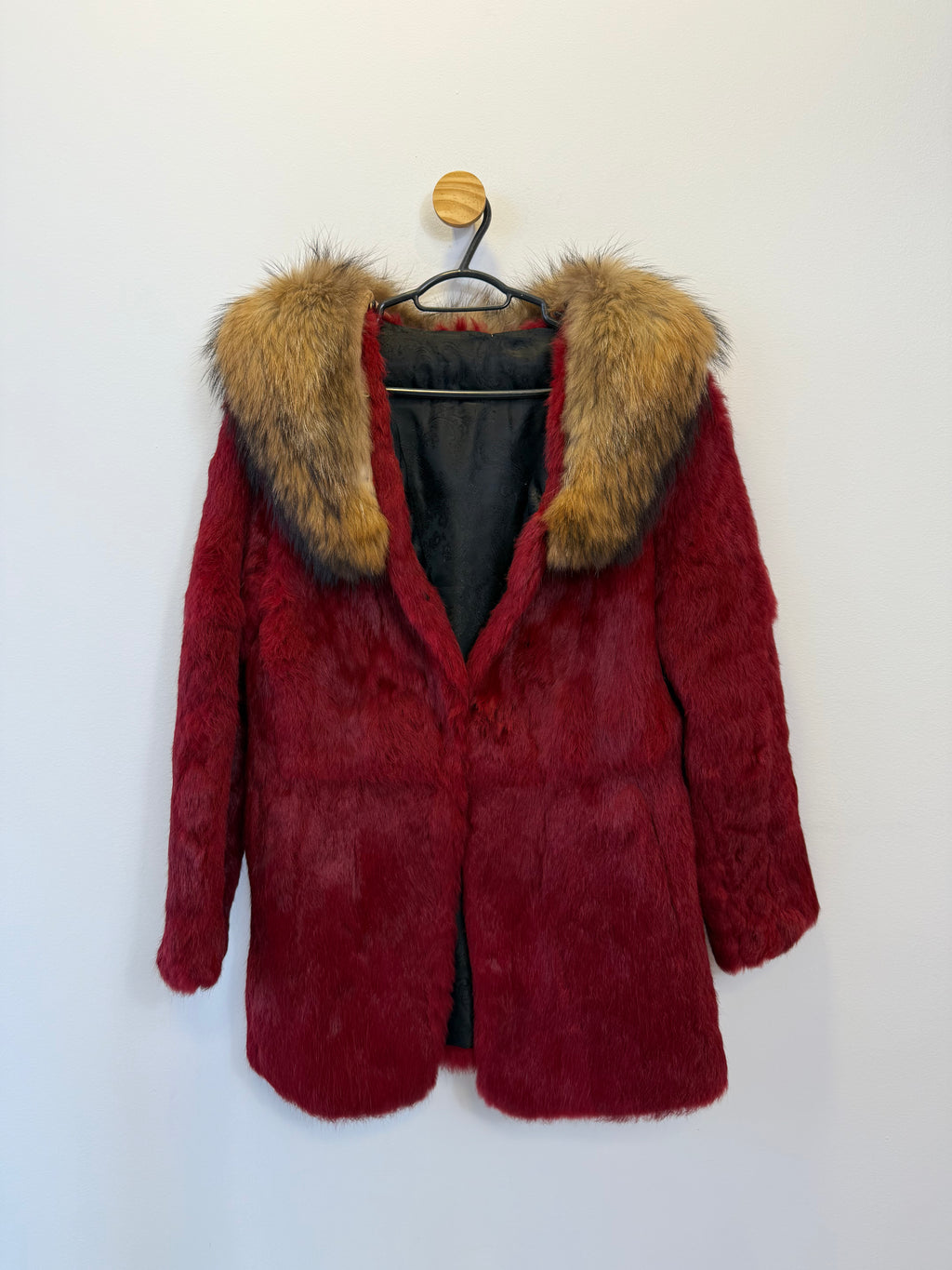 Casaco de Pele Vermelho e Marrom