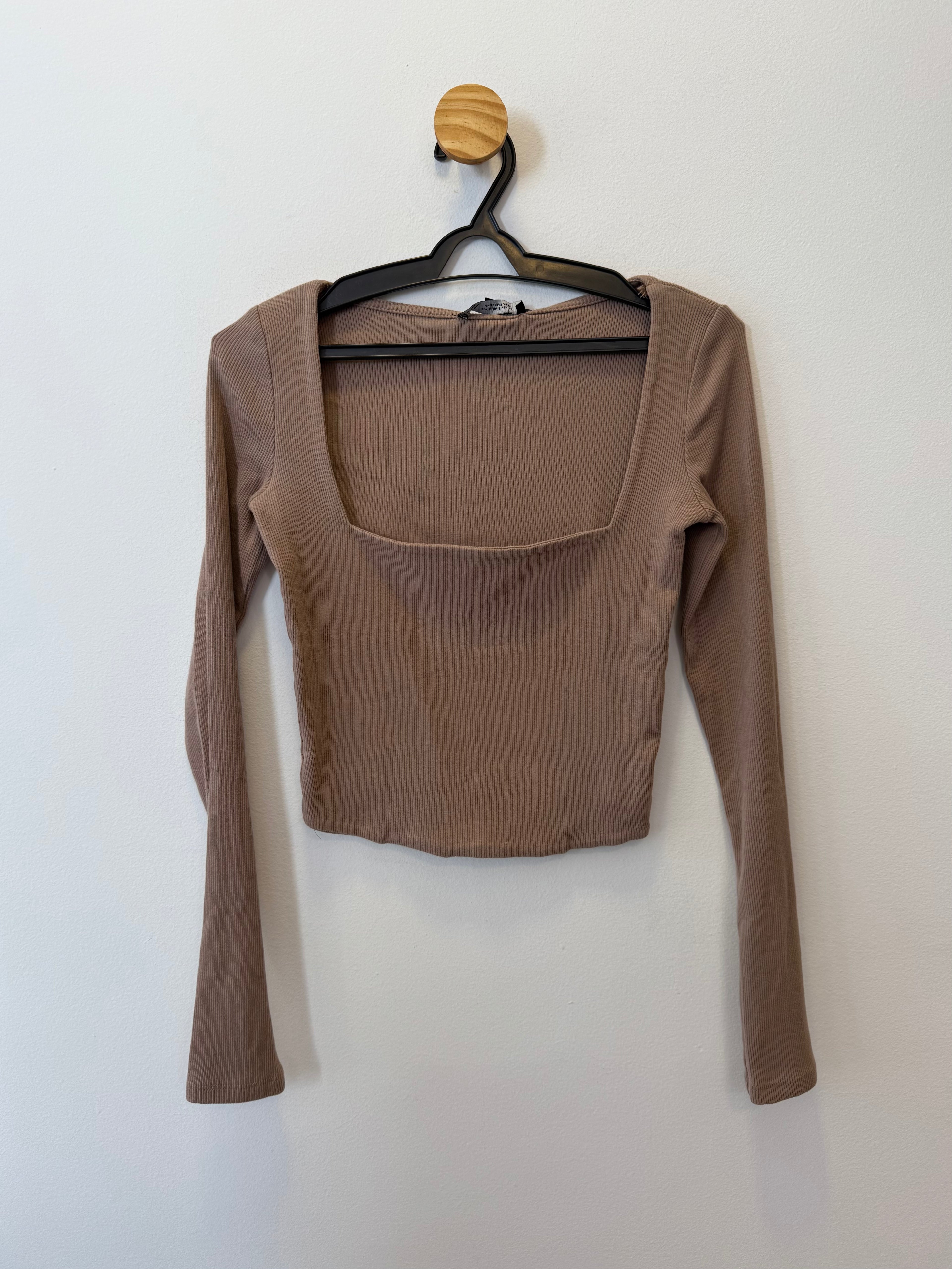 Cropped Decote Quadrado Nude