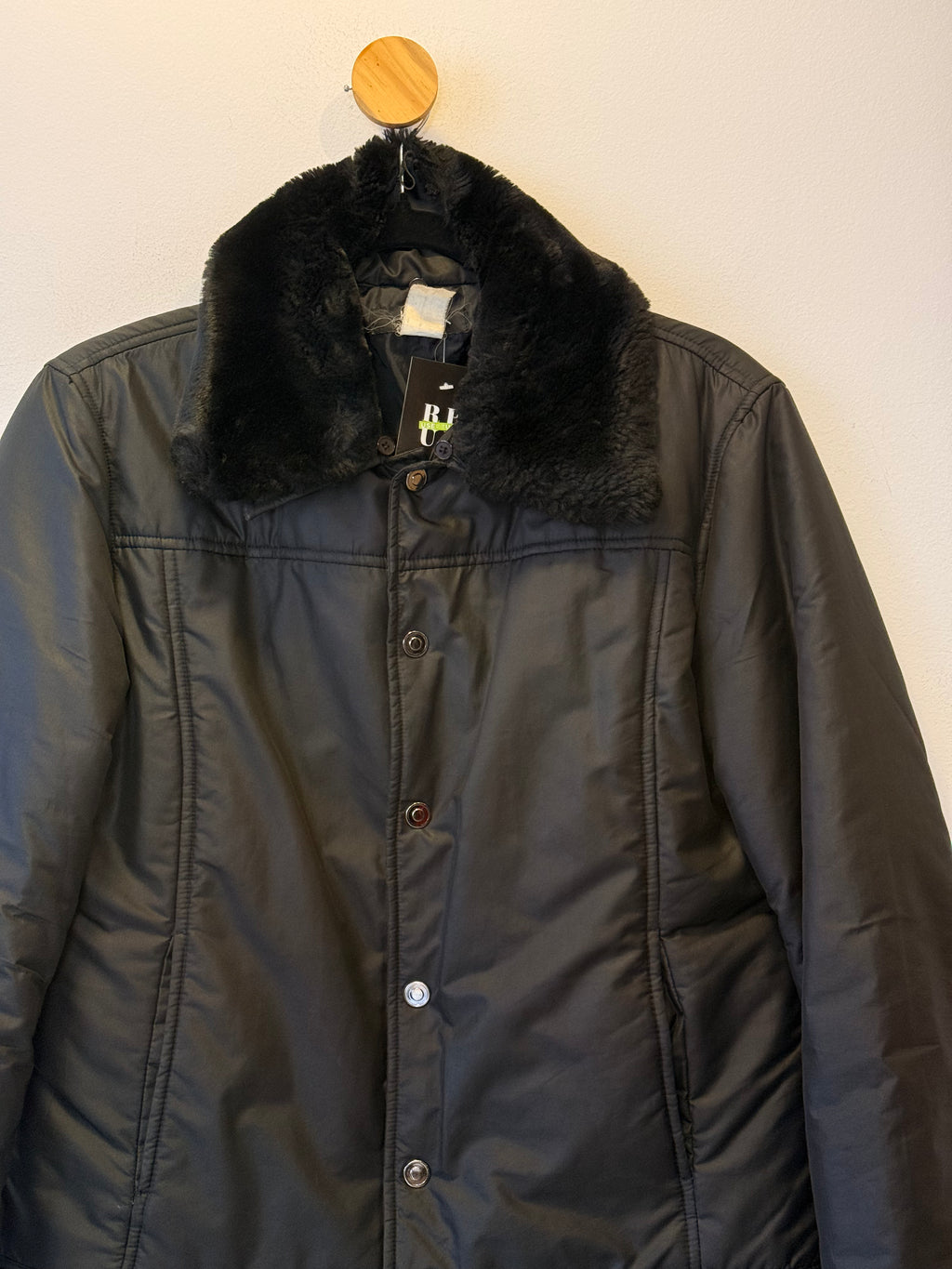 Jaqueta Preta Kaeve