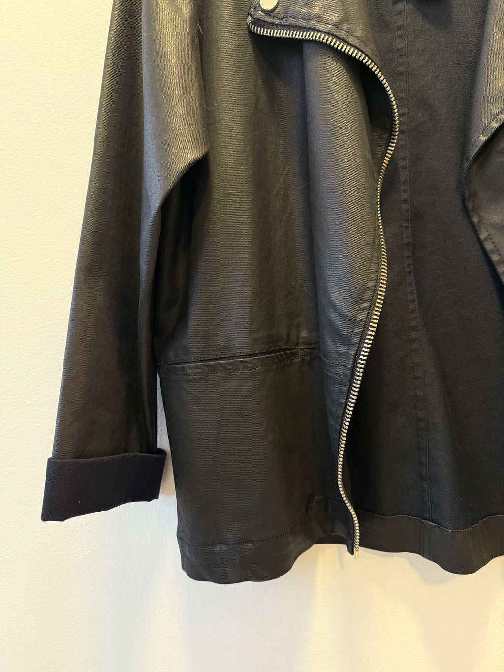 Jaqueta Biker Resinada