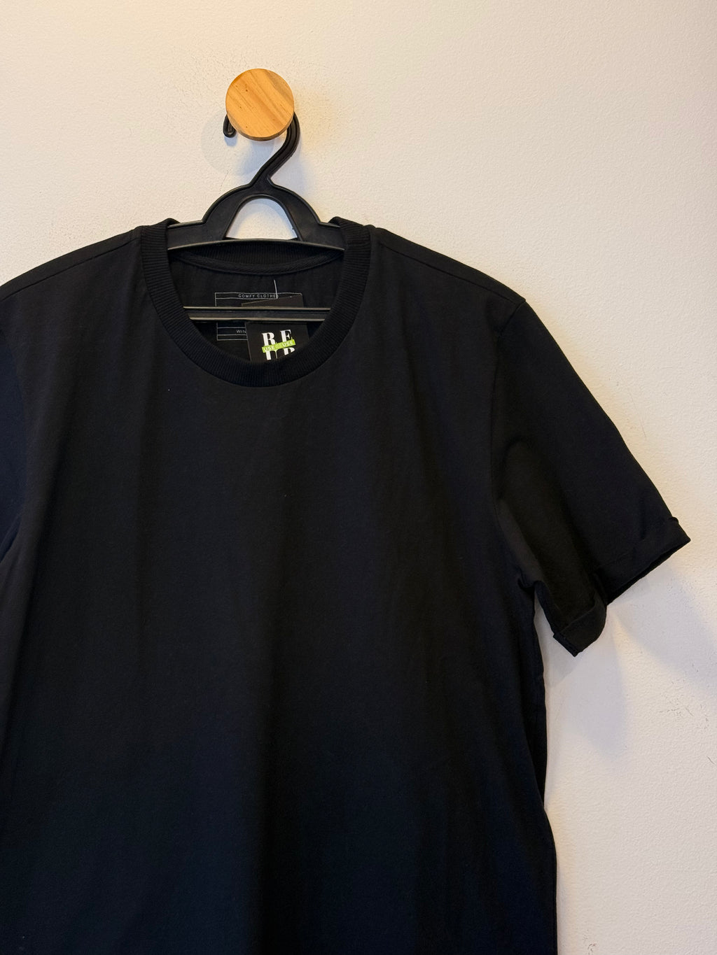T-Shirt Preta Nati Vozza