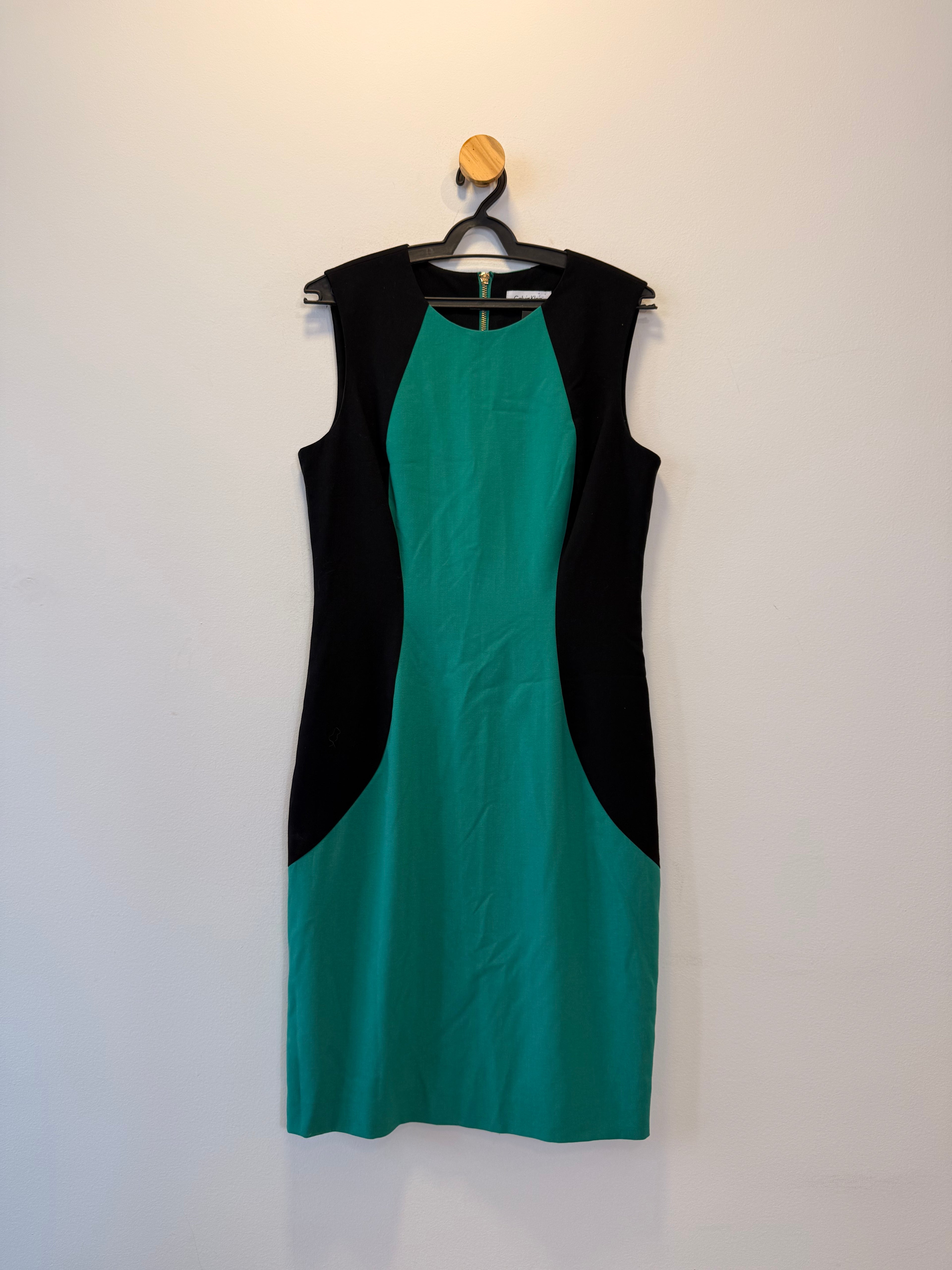 Vestido Calvin Klein