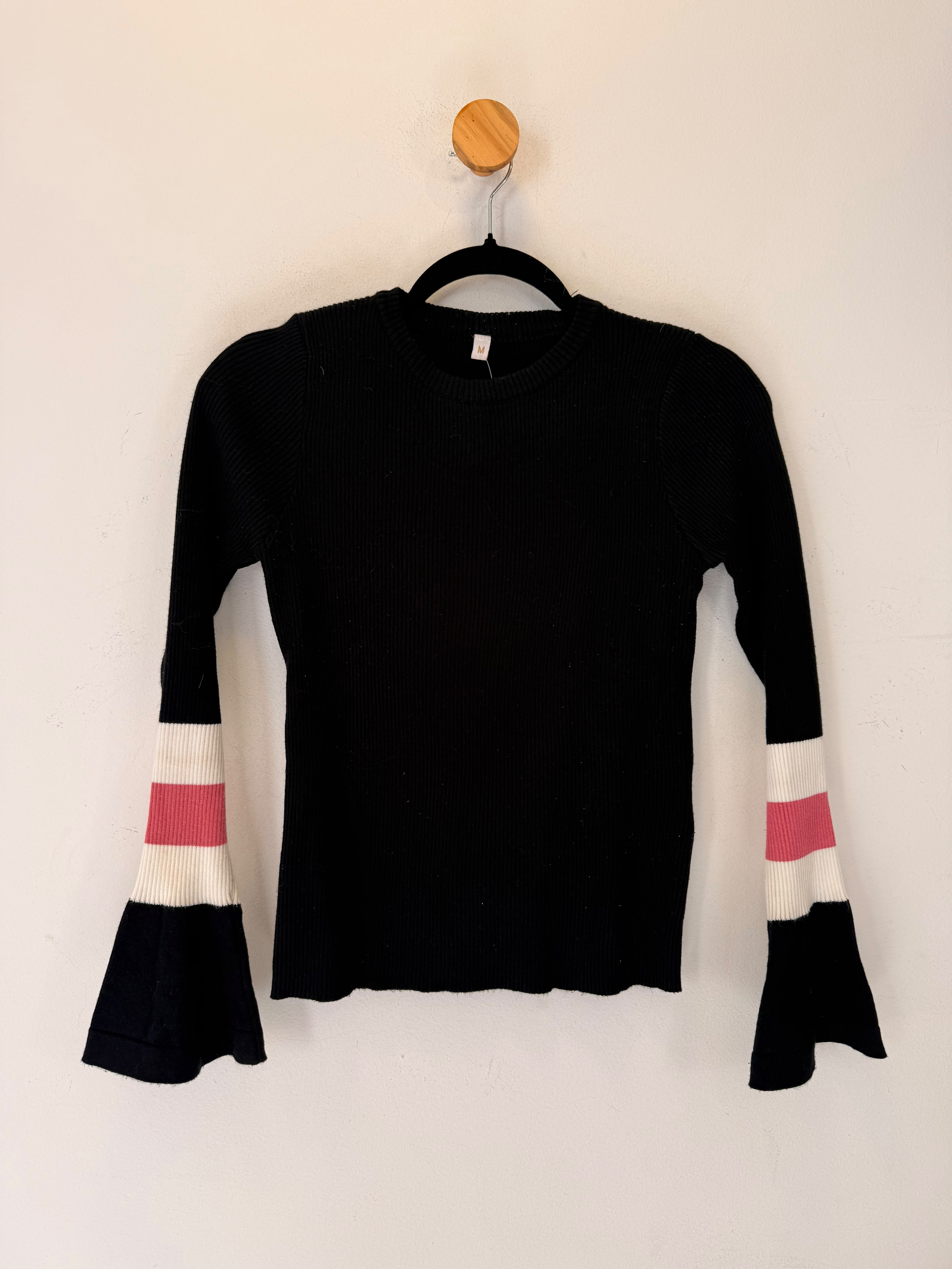 Tricot Preto Manga Sino