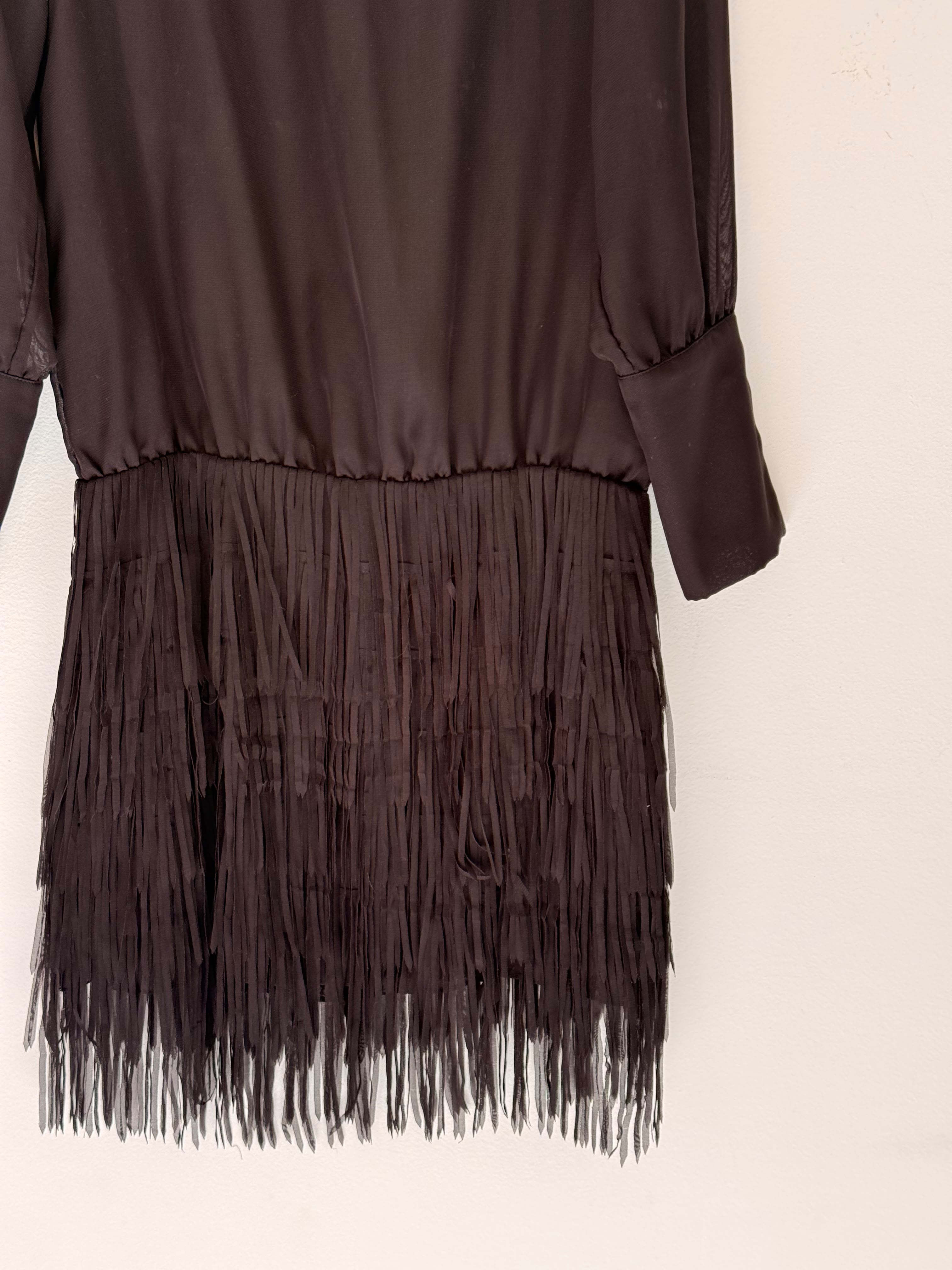 Vestido Preto com Franjas Thelure