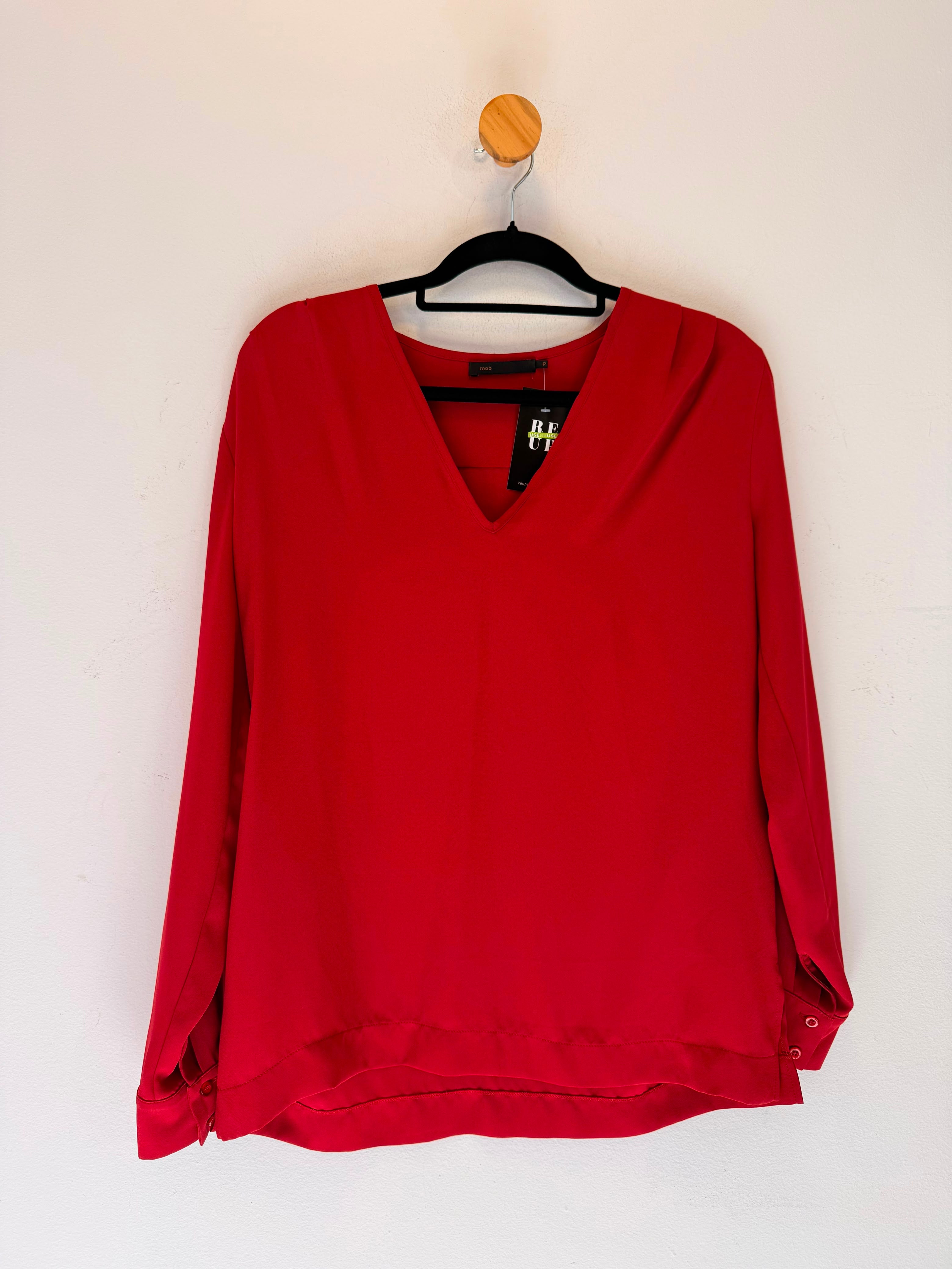 Blusa Vermelha MOB