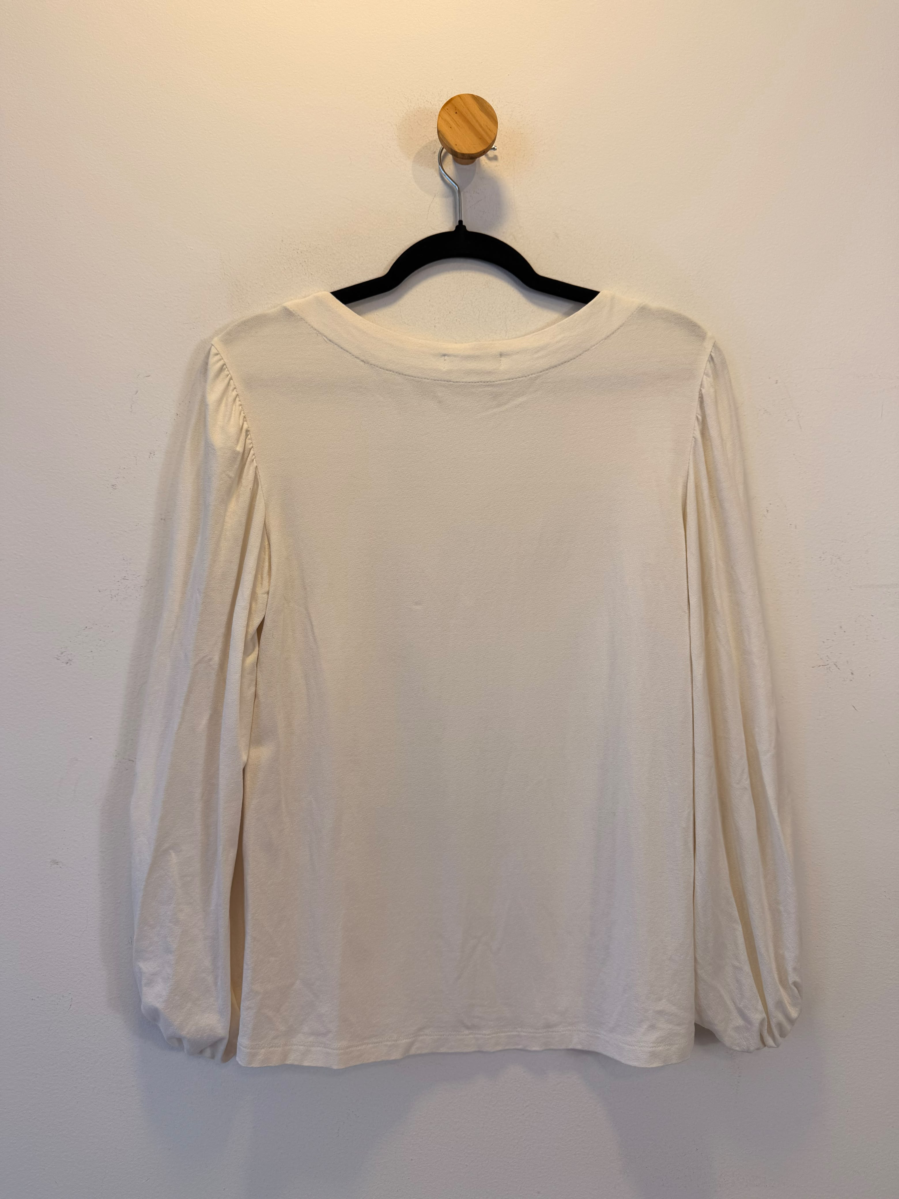 Blusa Branca Sacada