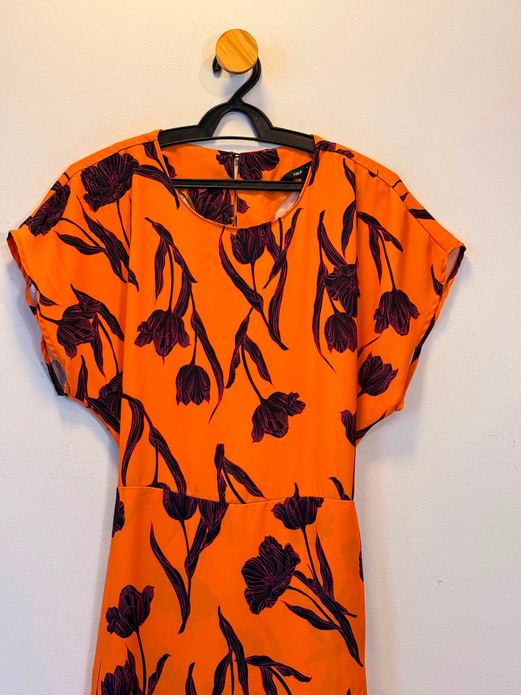 Vestido Laranja Estampa Floral Amaro