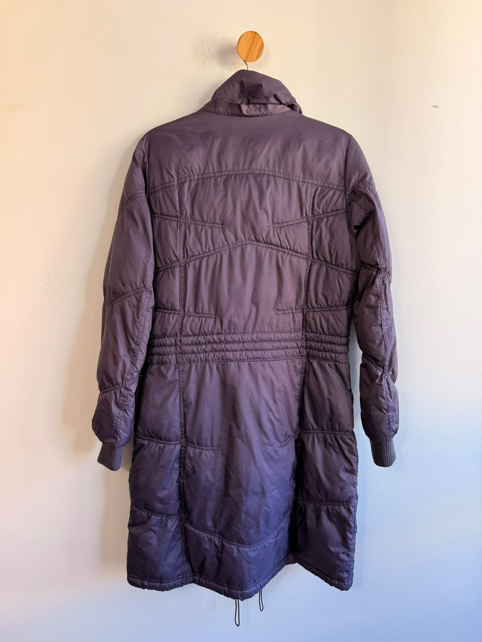 Puffer Alongada Roxa