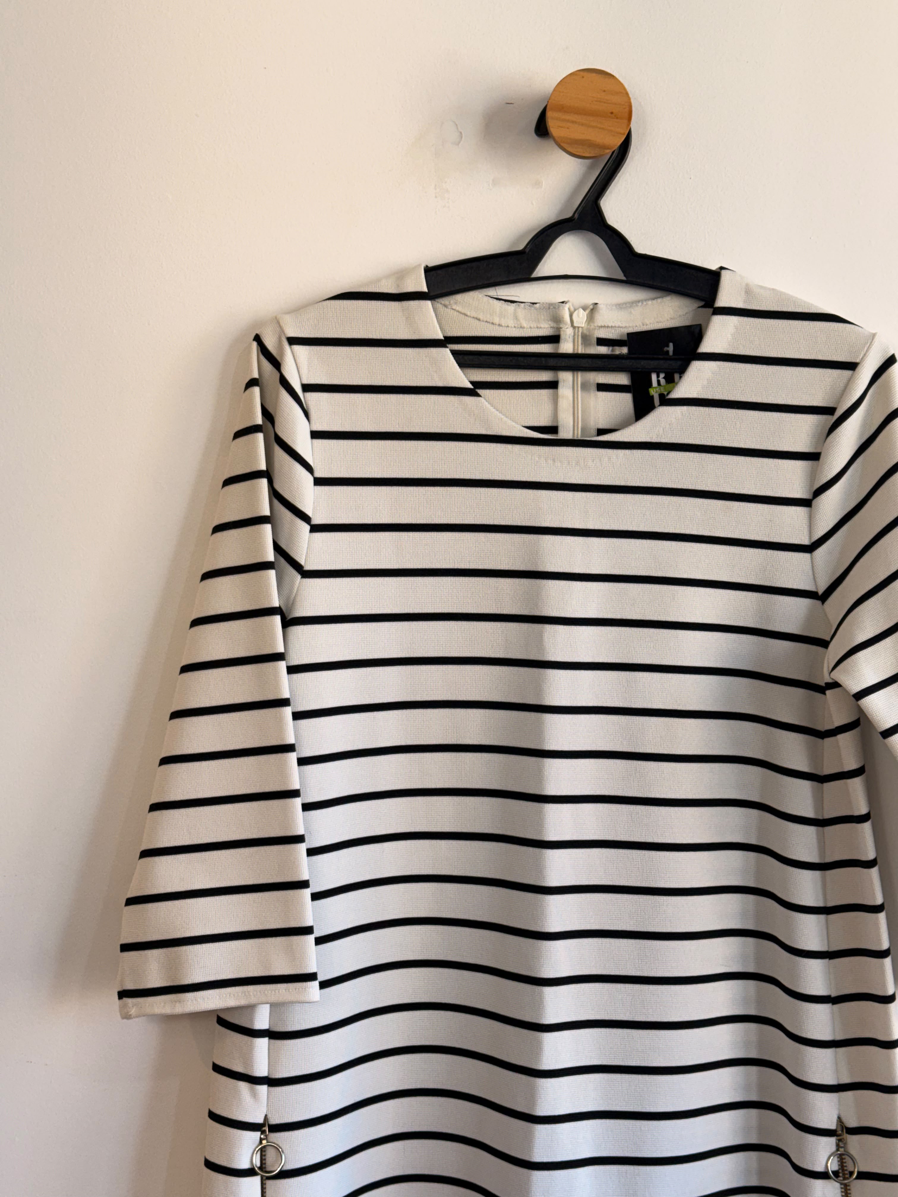 Vestido Listrado Zara