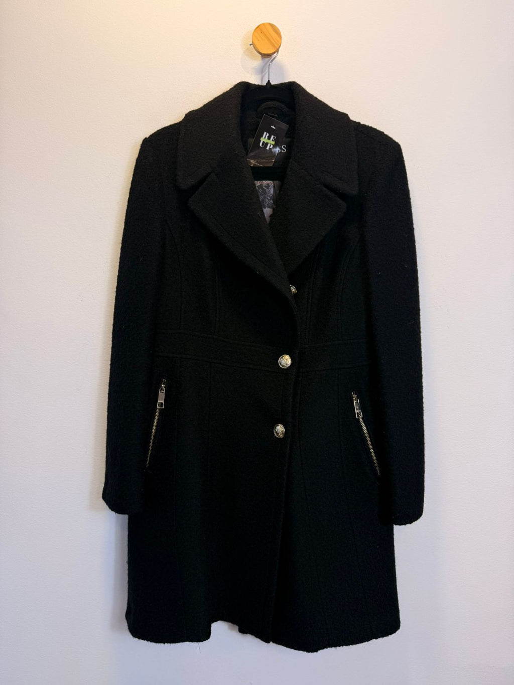 Casaco Preto Guess