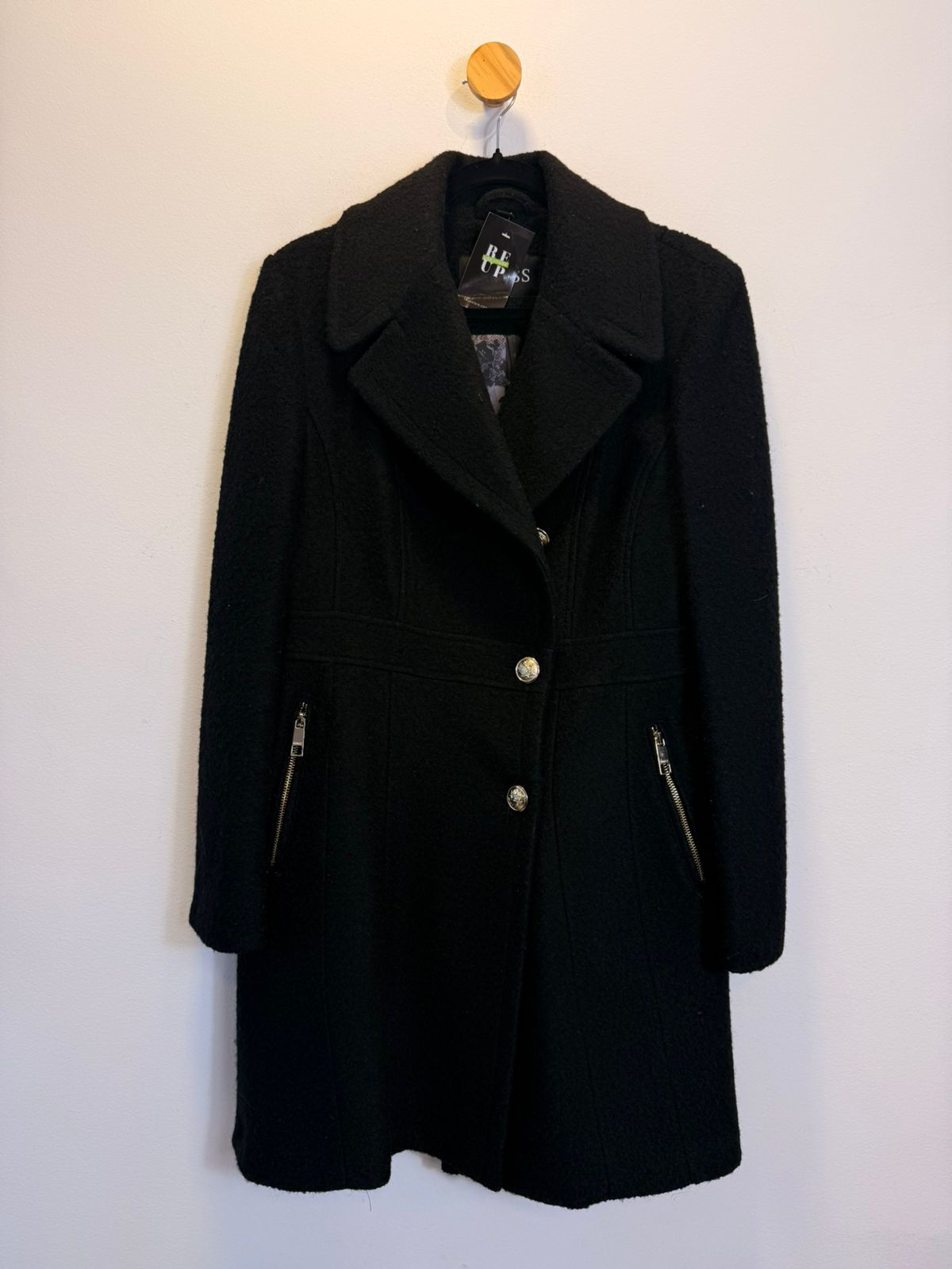 Casaco Preto Guess